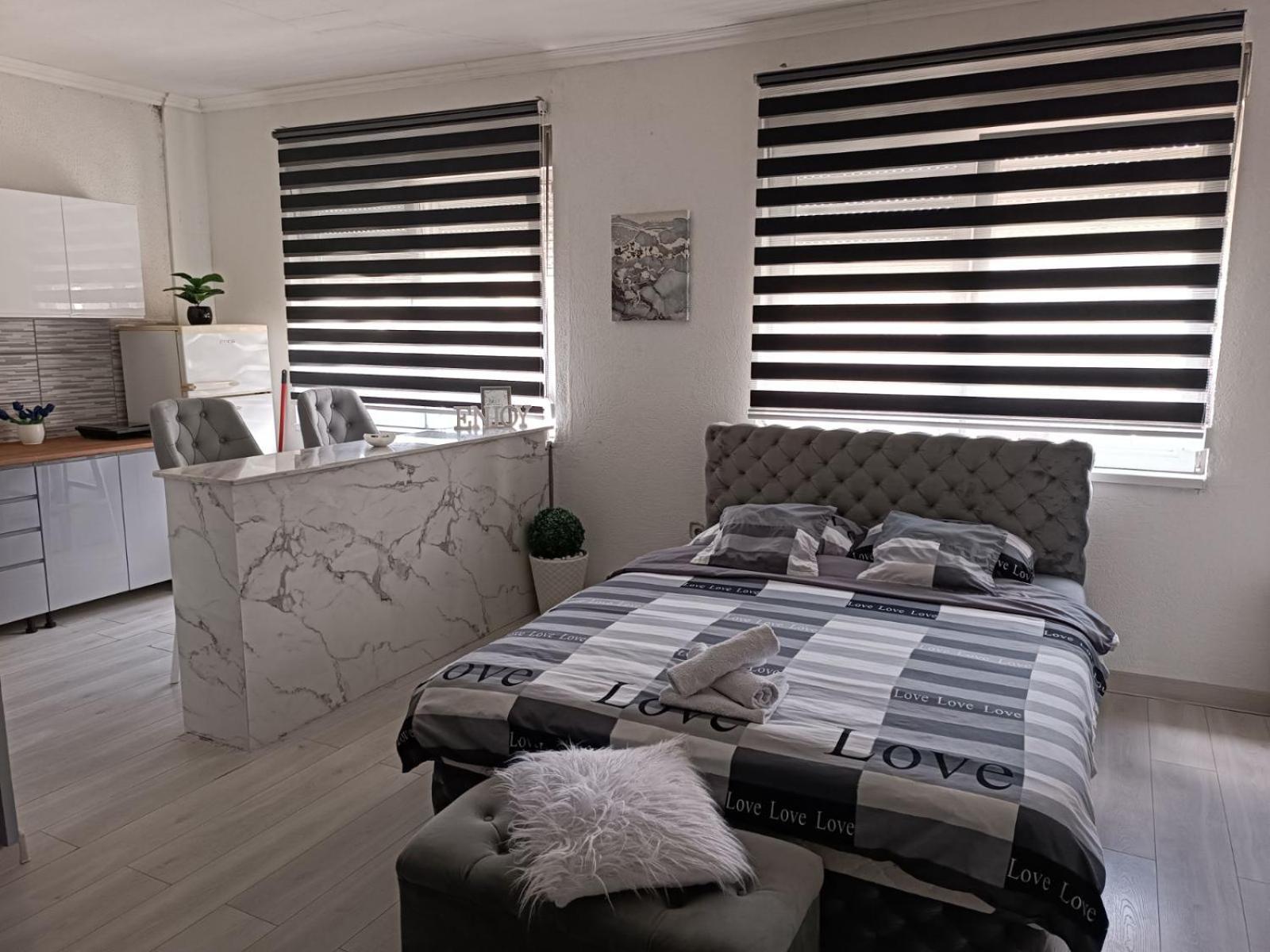 Apartman U Centru Šid エクステリア 写真